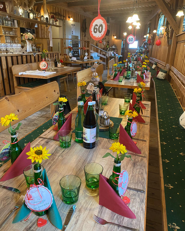 Feier im Hüttenstadl 